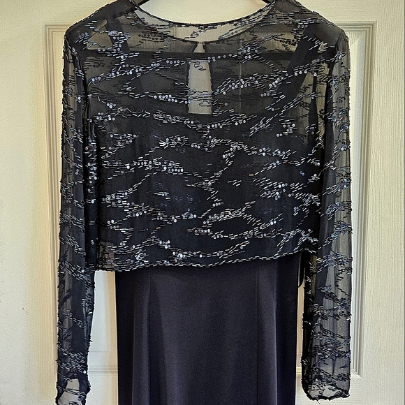 Beautiful Navy Mother of the Bride or Groom Dress with Sequined Top - Picture 1 of 7